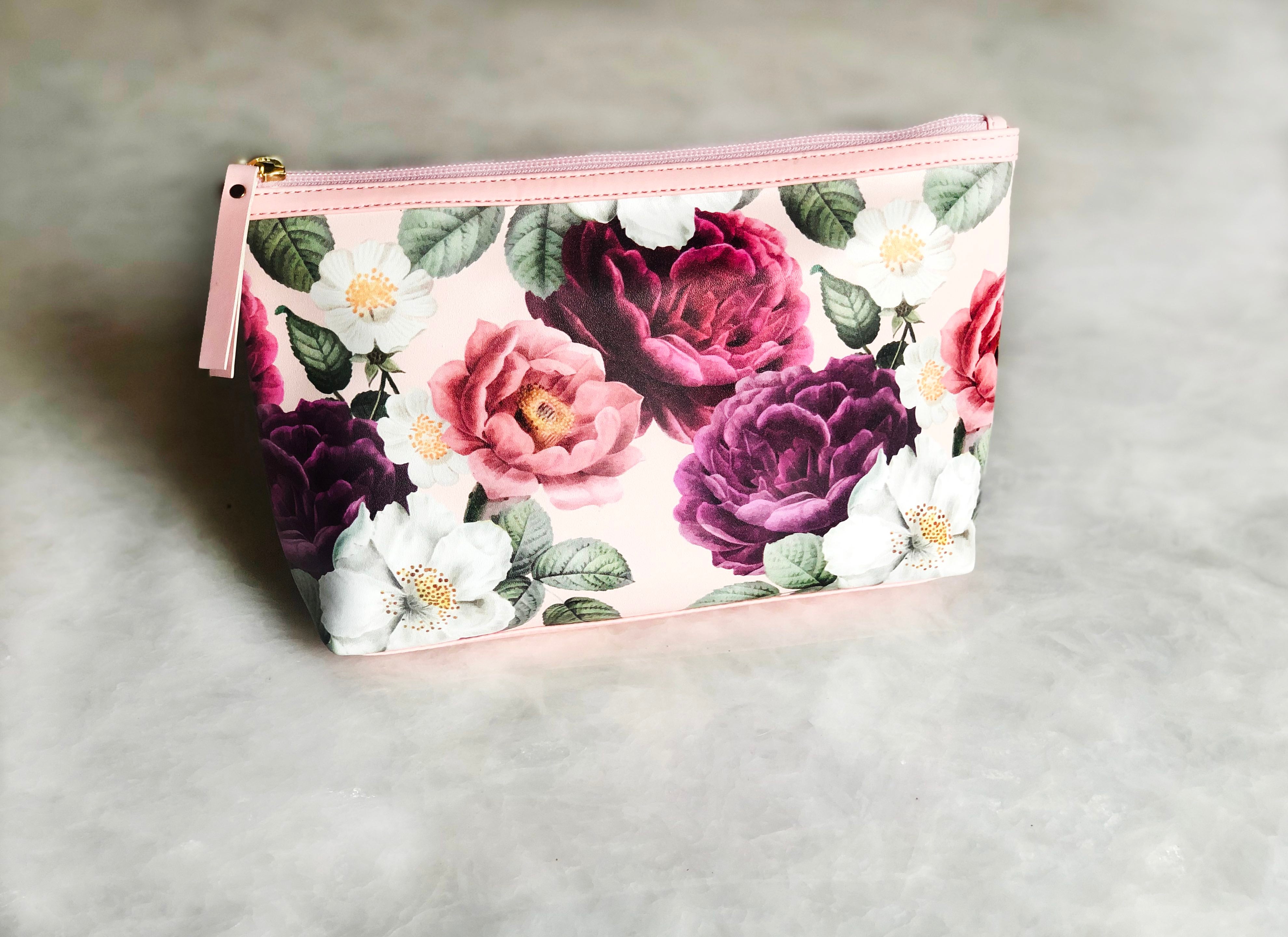 Magnolia Pouch Set